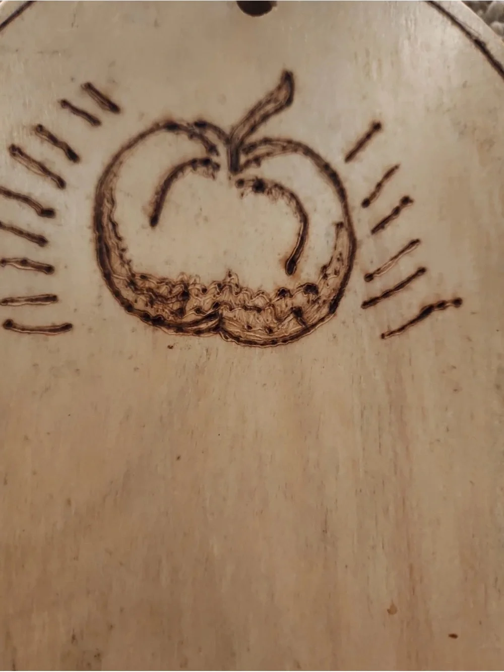 Handcrafted Cream Oval Wall Plaque with Apple Design